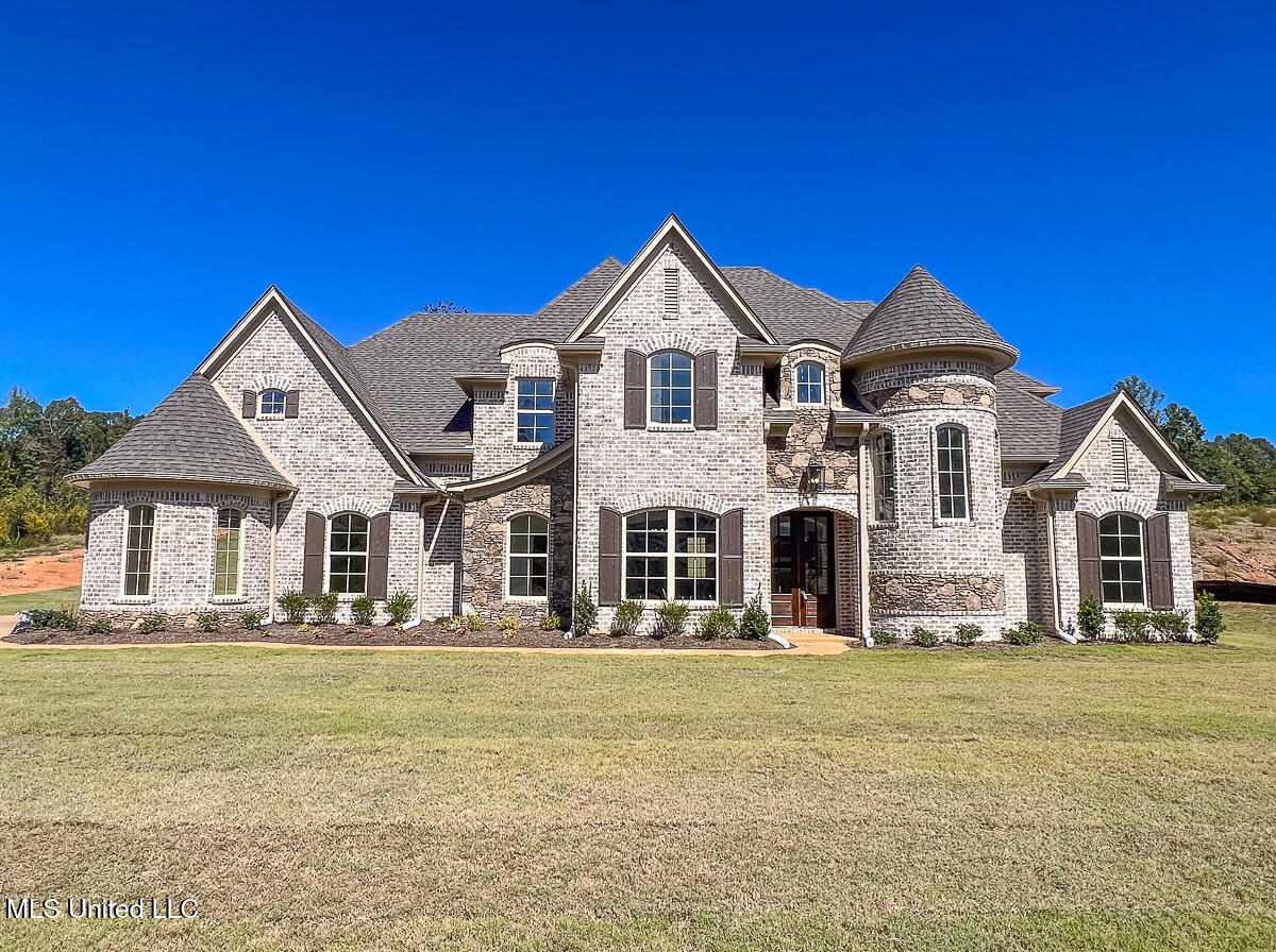 500 Poplar Lane, Holly Springs, Mississippi image 1