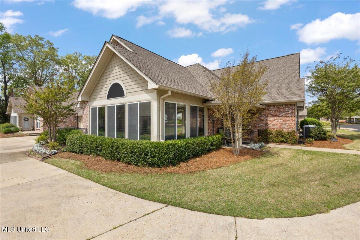 430 Independence Boulevard, Flowood, Mississippi image 2