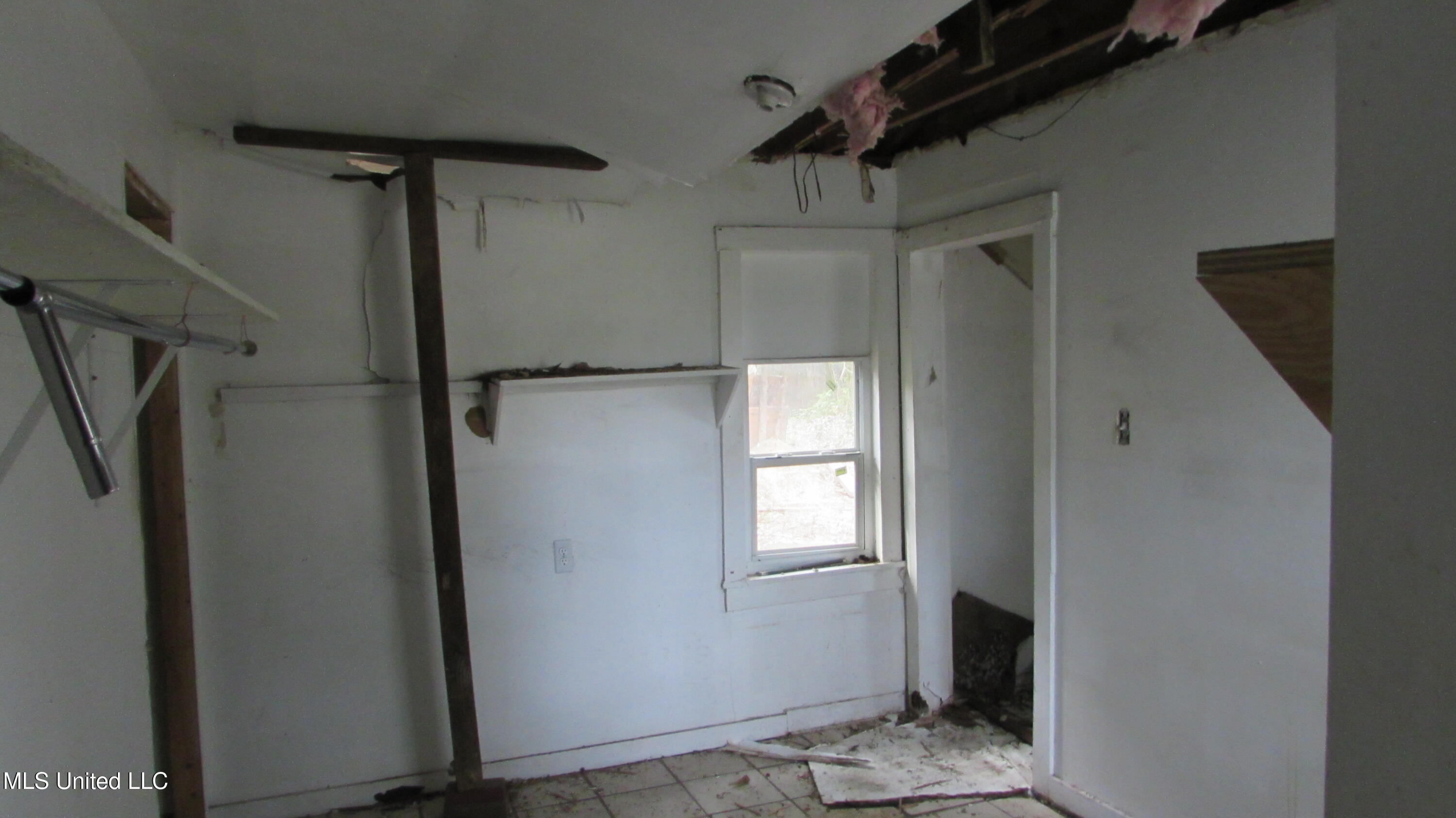 3001 Hewes Avenue, Gulfport, Mississippi image 14