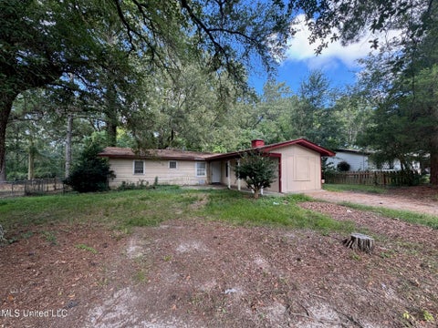 Homes For Sale - 403 Queen Julianna Lane<br/> Hinds County, Jackson, MS 39209