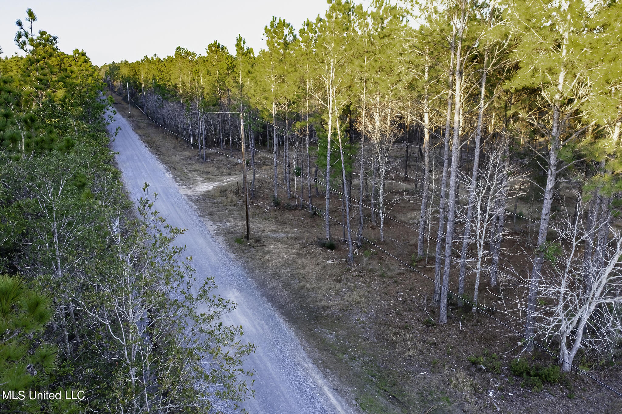 N Swan Road Extension, Gulfport, Mississippi image 8