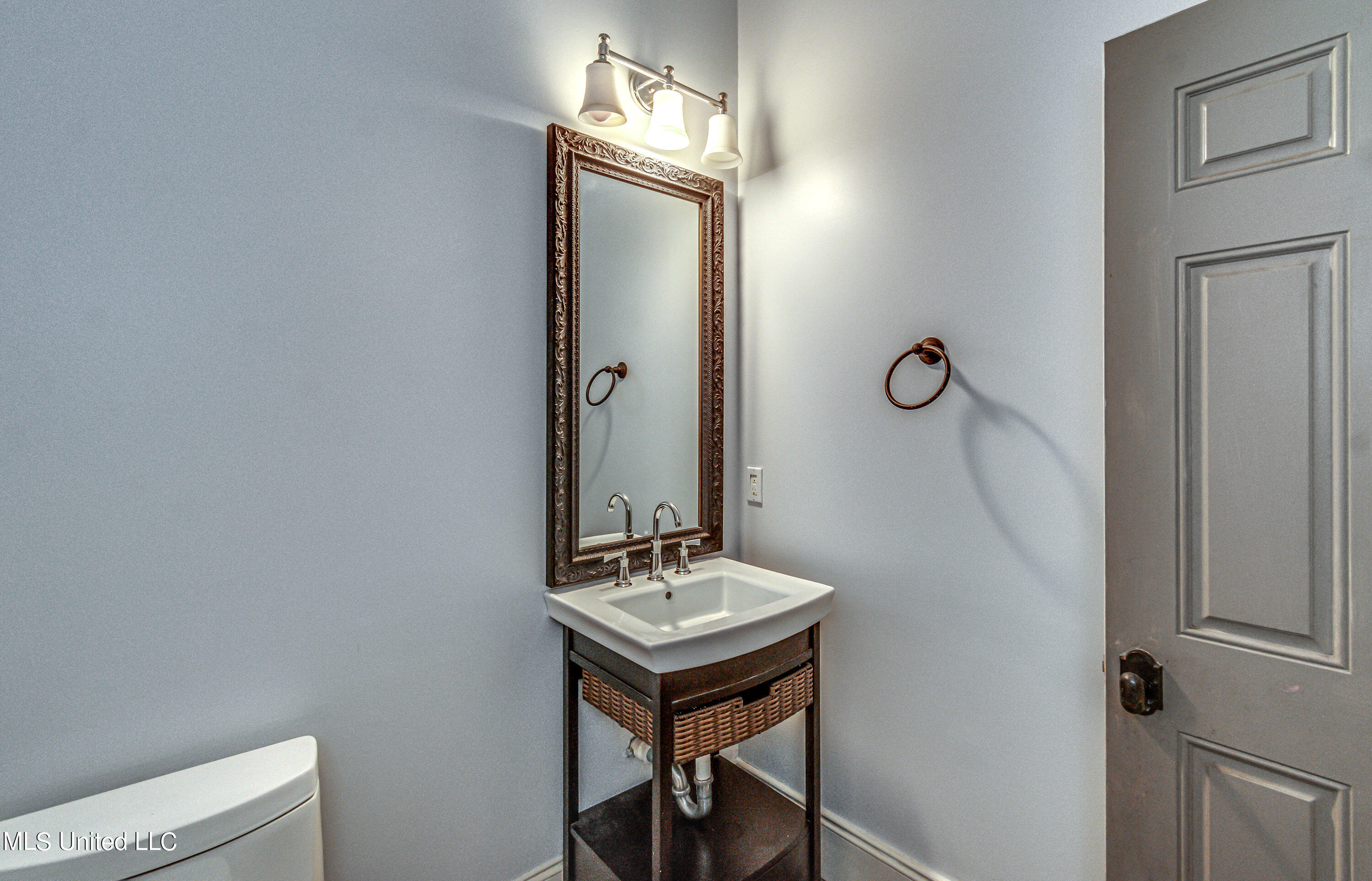 Ridgeland, Mississippi 39157, United States, 5 Bedrooms Bedrooms, ,6 BathroomsBathrooms,Residential,Contingent,57006