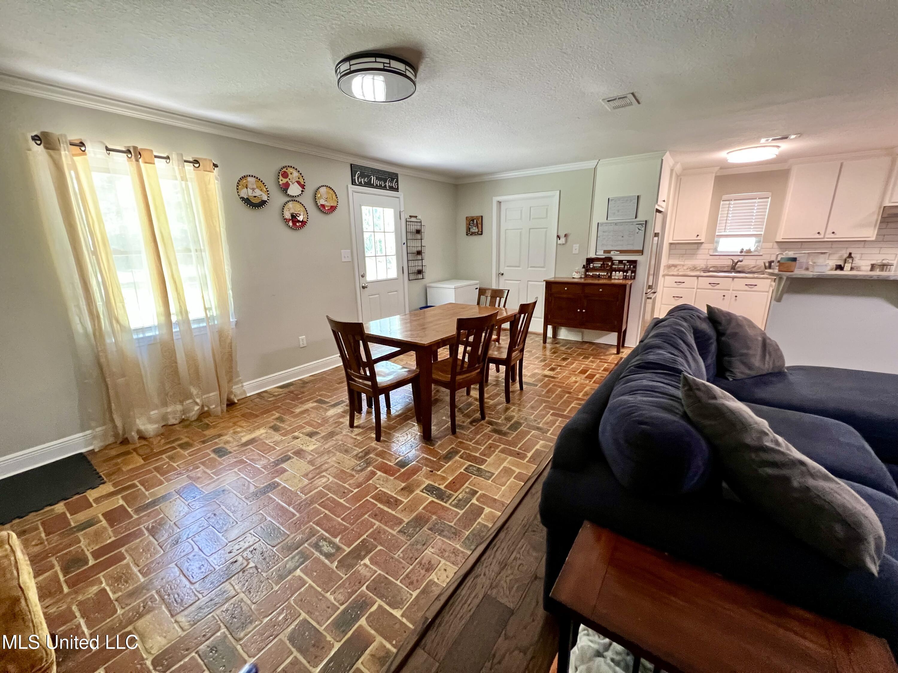 2621 Pintail Road, Moss Point, Mississippi image 12