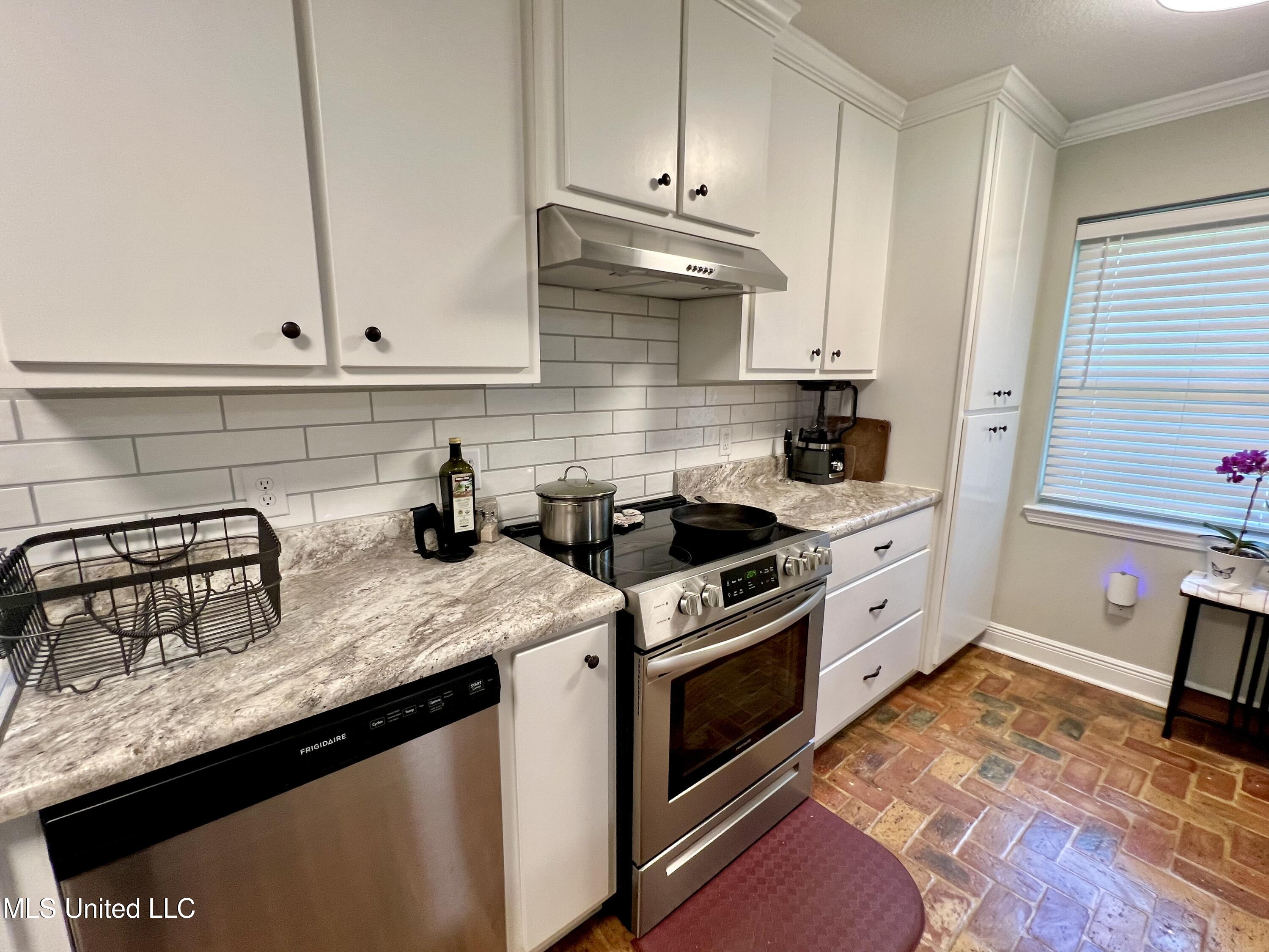 2621 Pintail Road, Moss Point, Mississippi image 11