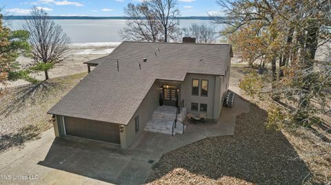 Homes For Sale - 7720 Union Road<br/> Sardis, MS 38666