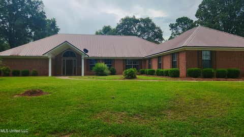 Homes For Sale - 744 Fred Holdiness Road<br/> Noxapater, MS 39346