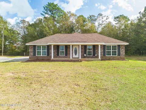 Homes For Sale - 21510 Yankee Town Road<br/> Saucier, MS 39574
