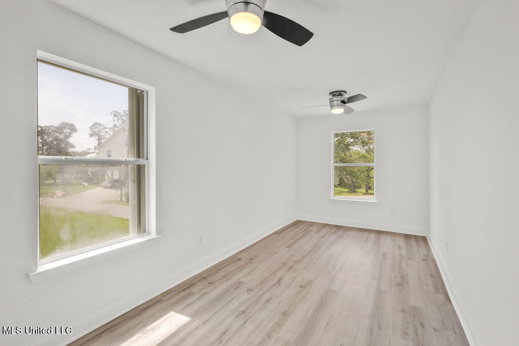 133 Pinecrest Drive, Pass Christian, Mississippi image 15