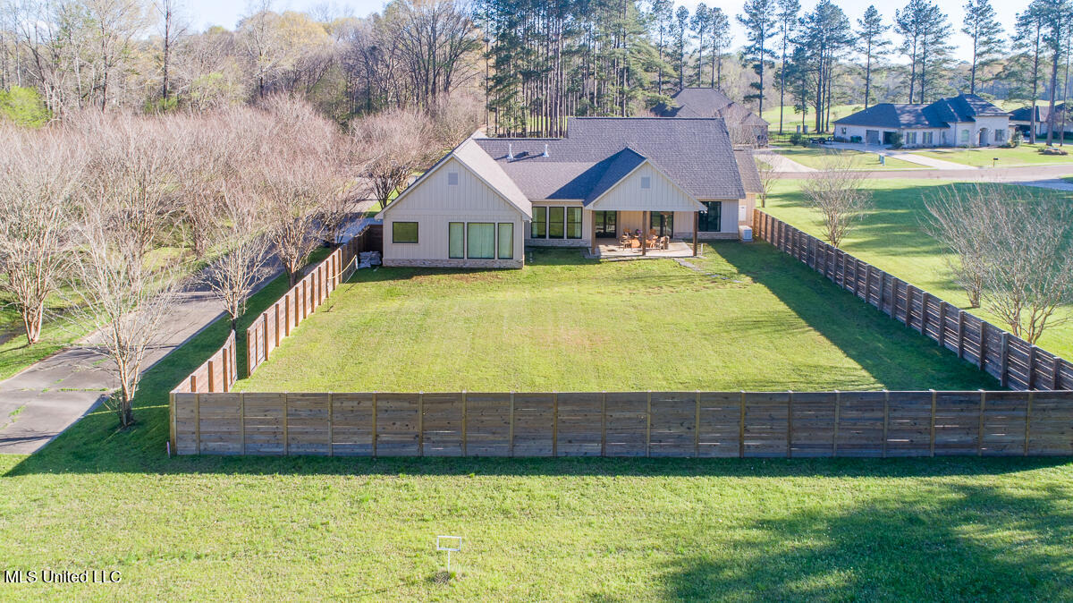 29 Club Drive, Natchez, Mississippi image 9