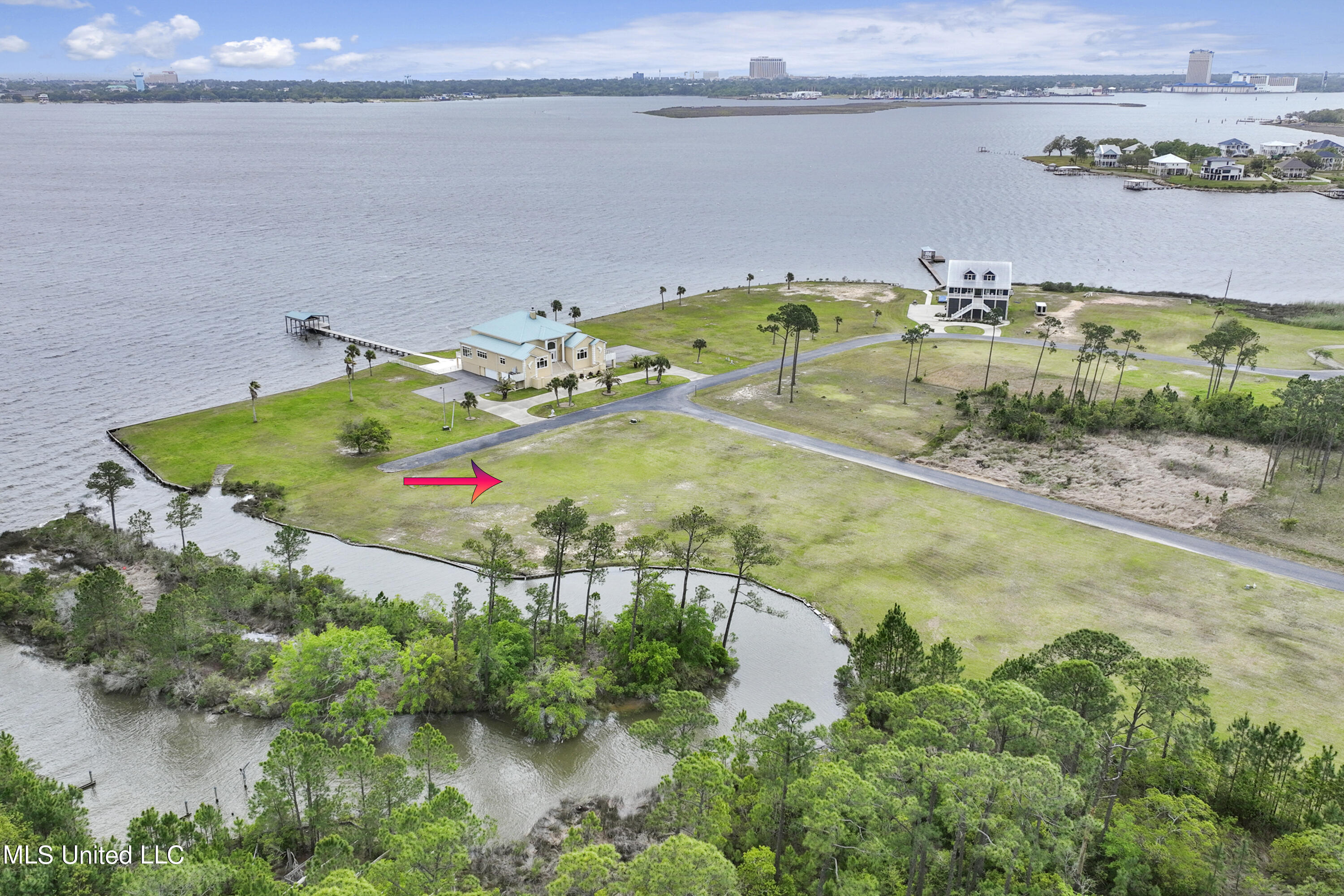 Ascot Drive, Biloxi, Mississippi image 12