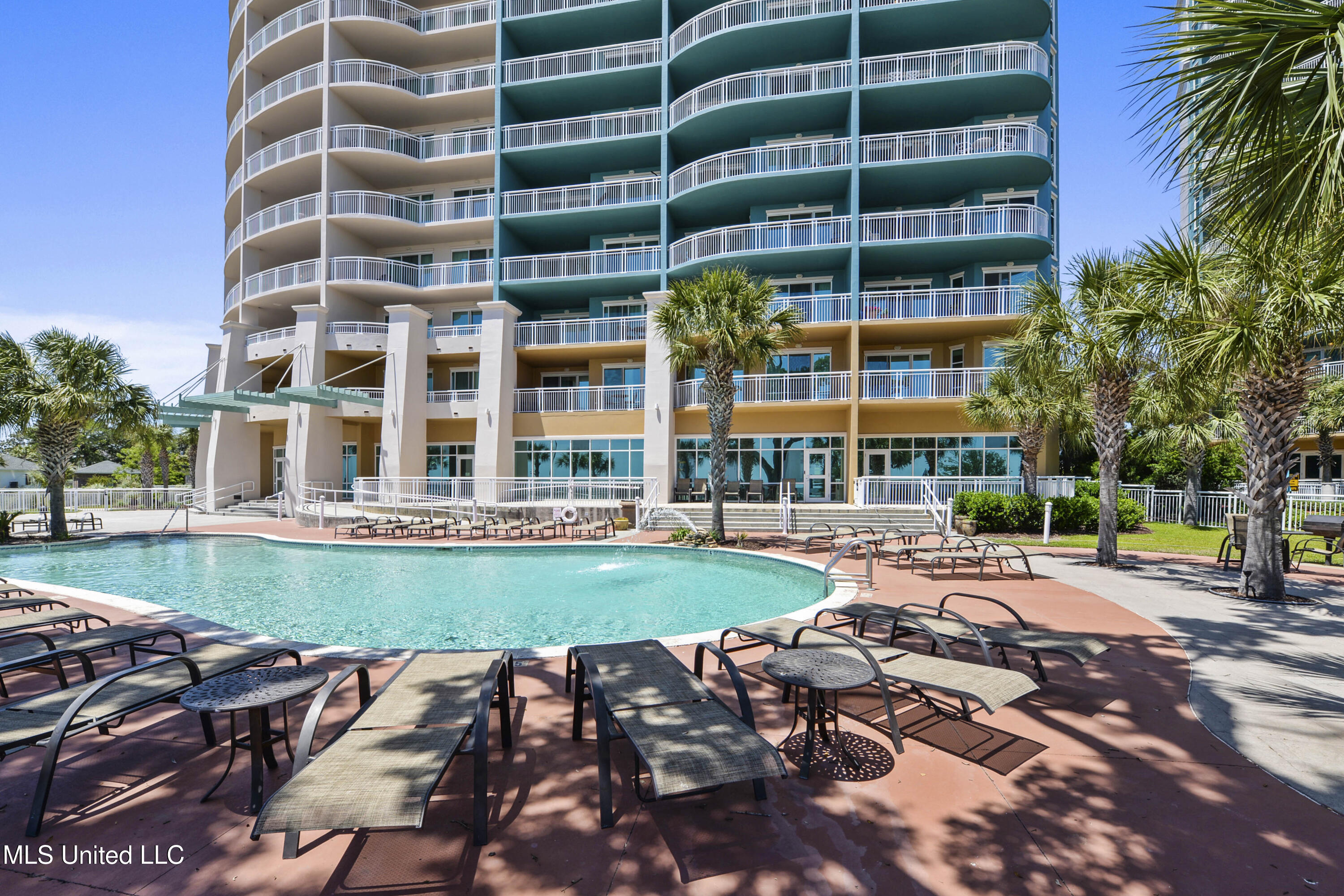 2228 Beach Drive #907, Gulfport, Mississippi image 24