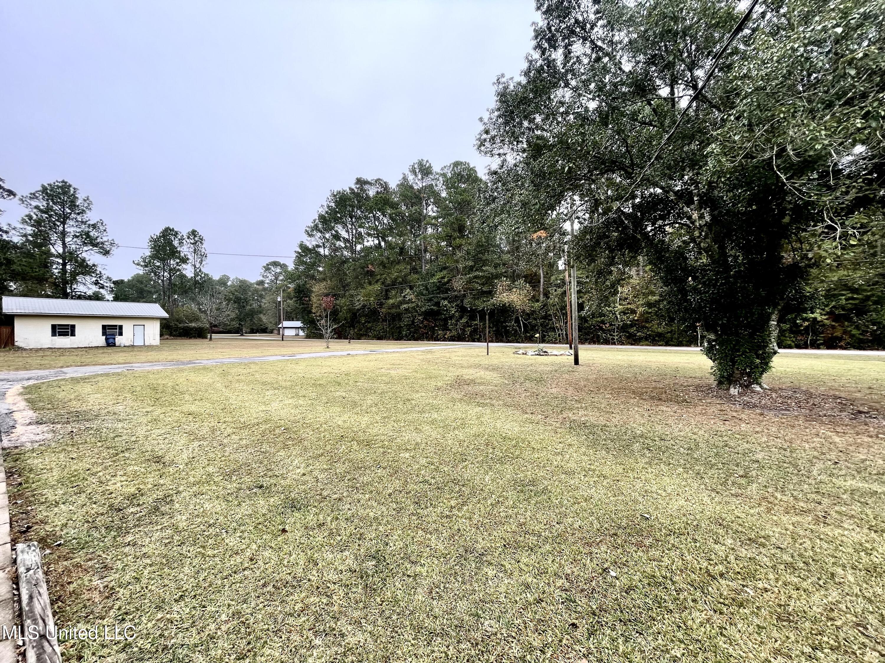 5905 Wildwood Road, Moss Point, Mississippi image 32