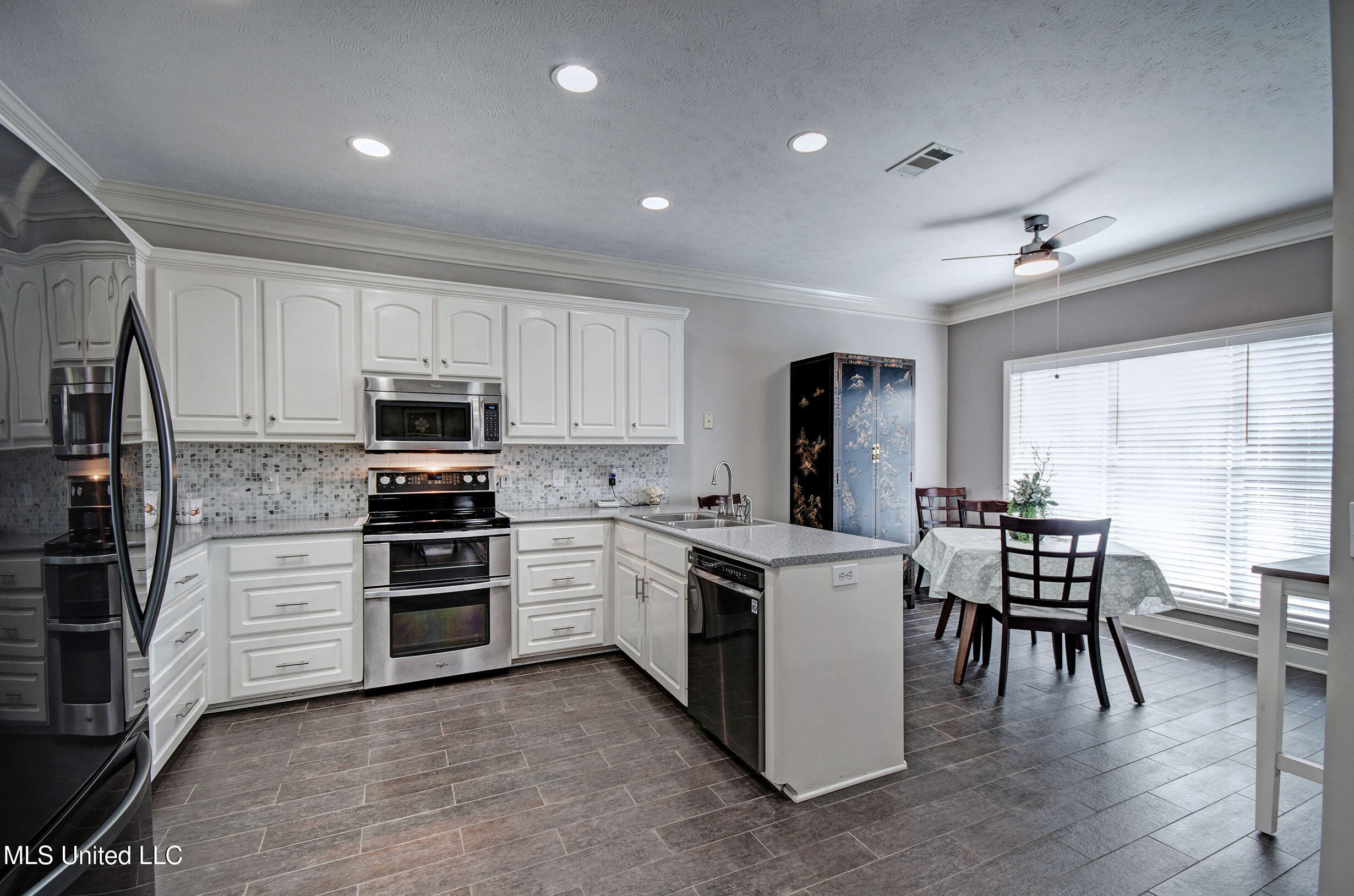 1245 Barnett Bend Drive, Brandon, Mississippi image 14