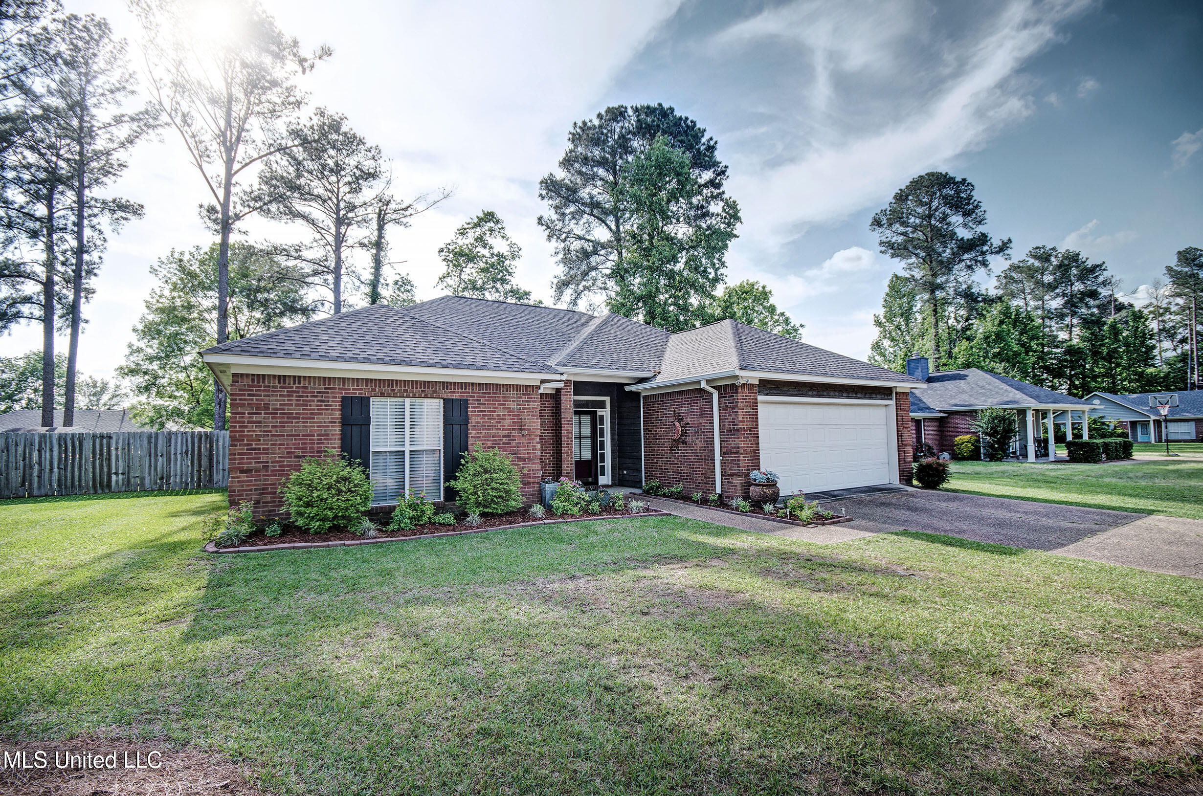 1245 Barnett Bend Drive, Brandon, Mississippi image 3