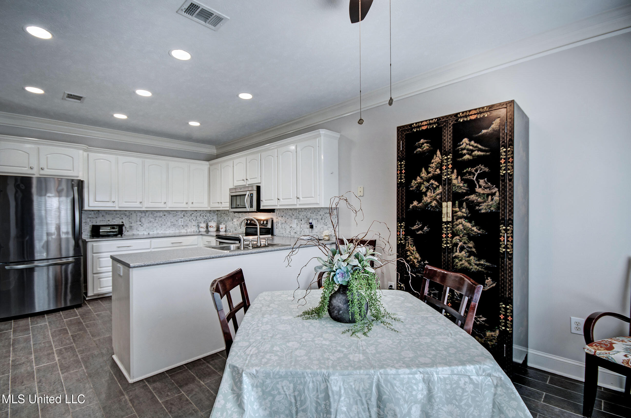 1245 Barnett Bend Drive, Brandon, Mississippi image 16