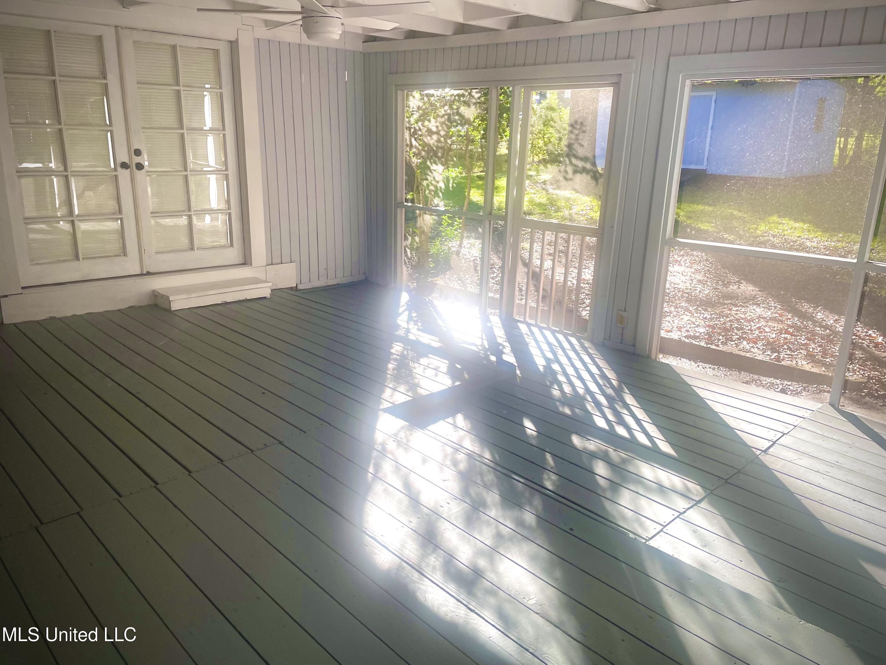 Jackson, Mississippi 39211, United States, 3 Bedrooms Bedrooms, ,2 BathroomsBathrooms,Residential,Active,146024