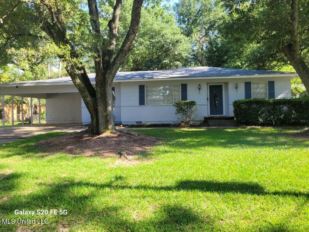 Jackson, Mississippi 39211, United States, 3 Bedrooms Bedrooms, ,2 BathroomsBathrooms,Residential,Active,146024