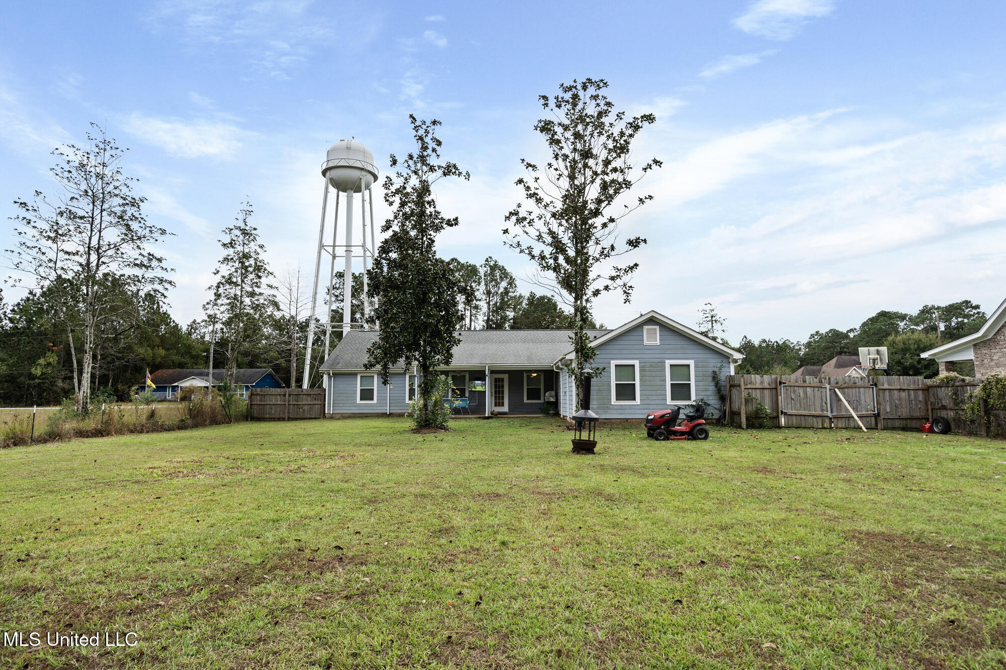 1413 Lark Drive, Gautier, Mississippi image 32