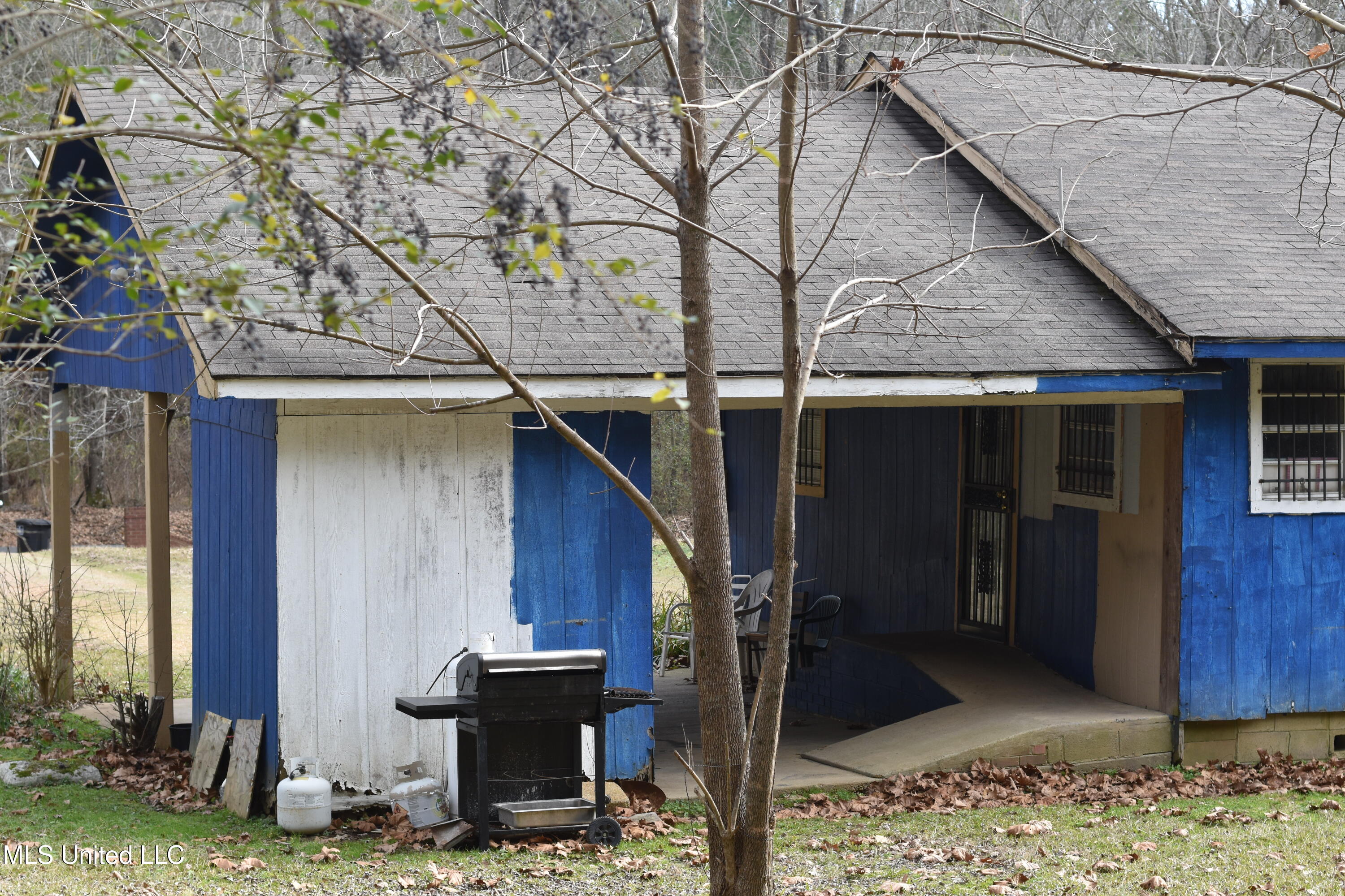 3928 Gravel Springs Road, Senatobia, Mississippi image 4