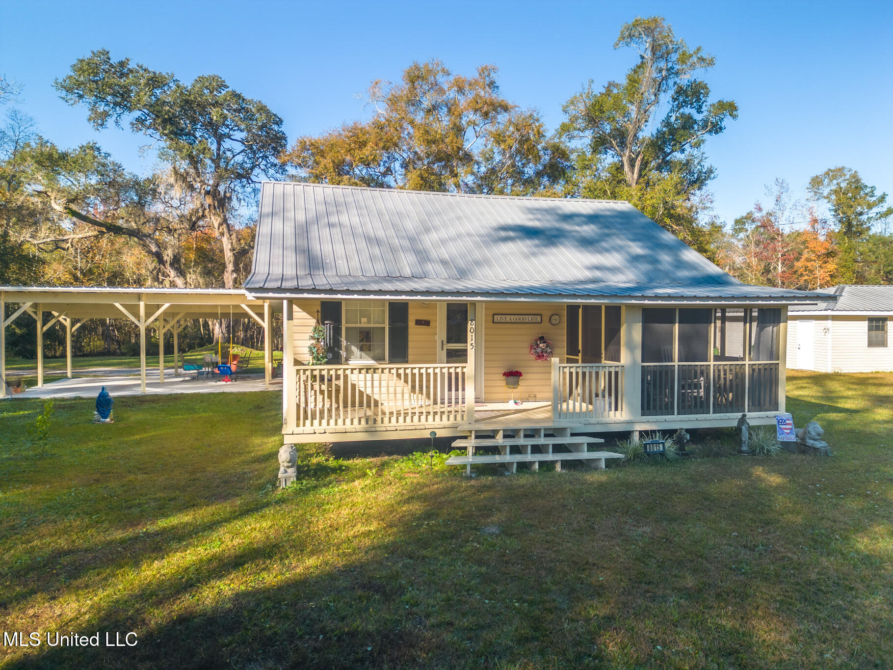 8015 Dazure Street, Bay Saint Louis, Mississippi image 1