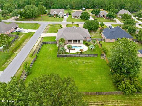 Single Family Residence in Ocean Springs MS 1608 Shelby Lane 58.jpg