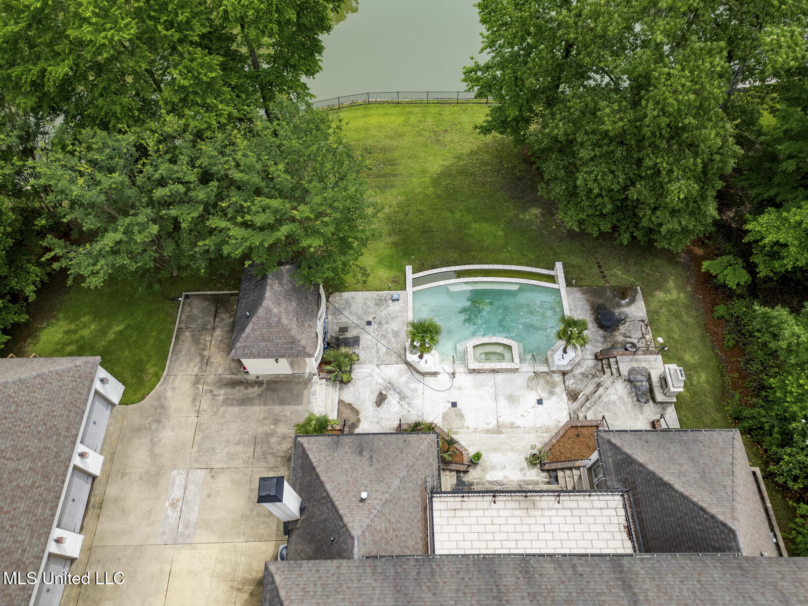 104 Summer Lake Drive, Ridgeland, Mississippi image 48