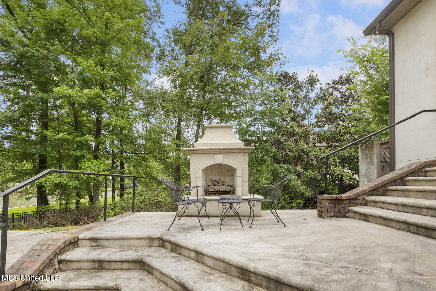 104 Summer Lake Drive, Ridgeland, Mississippi image 46