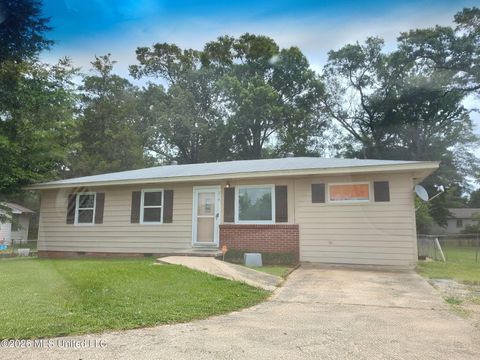 Homes For Sale - 214 Oak Park Drive<br/> Pearl, MS 39208