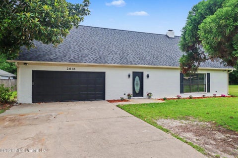 Homes For Sale - 2616 Gina Street<br/> Pascagoula, MS 39581