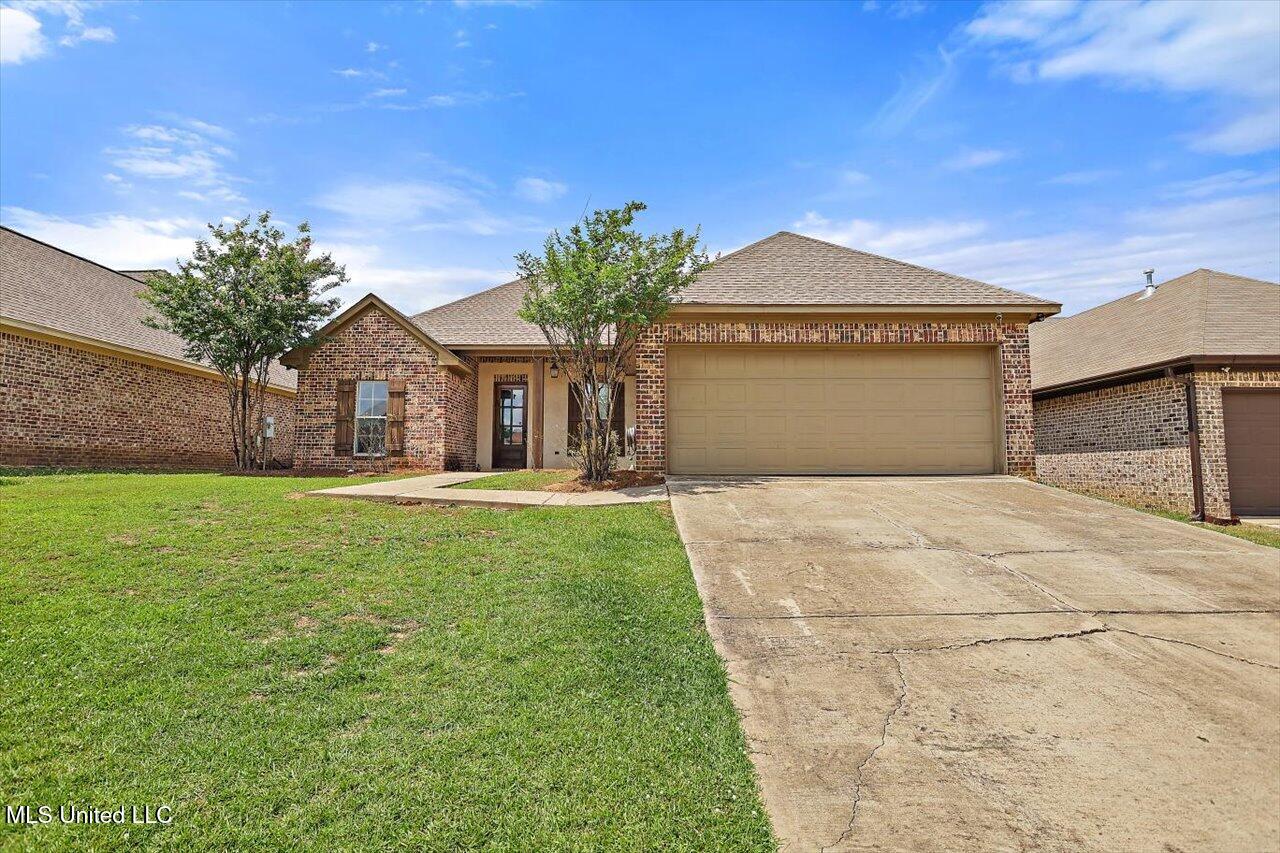 218 Greenfield Ridge Drive, Brandon, Mississippi image 1