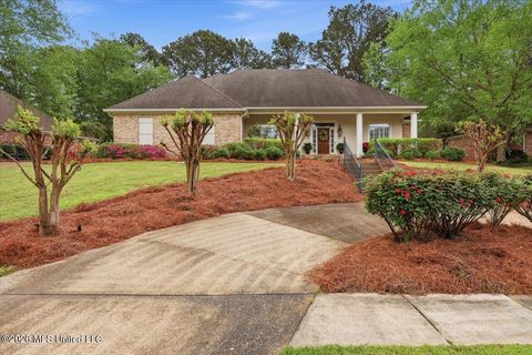 Homes For Sale - 141 Whisper Lake Boulevard<br/> Madison County, Madison, MS 39110