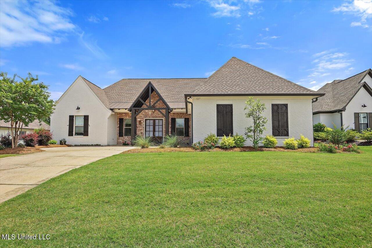 327 River Forest Lane Ln, Brandon, Mississippi image 1