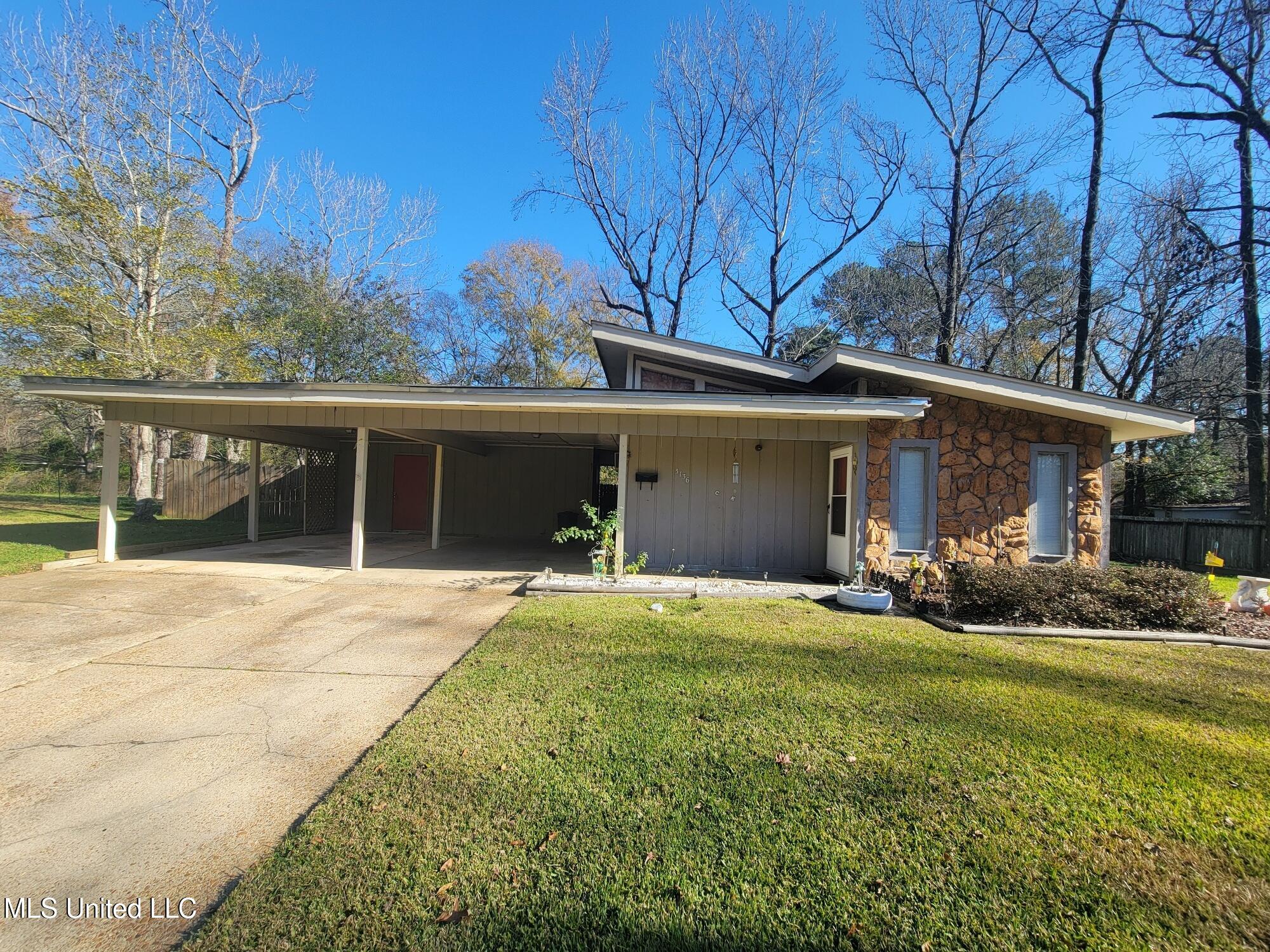 3136 Meadow Forest Drive, Jackson, Mississippi image 1