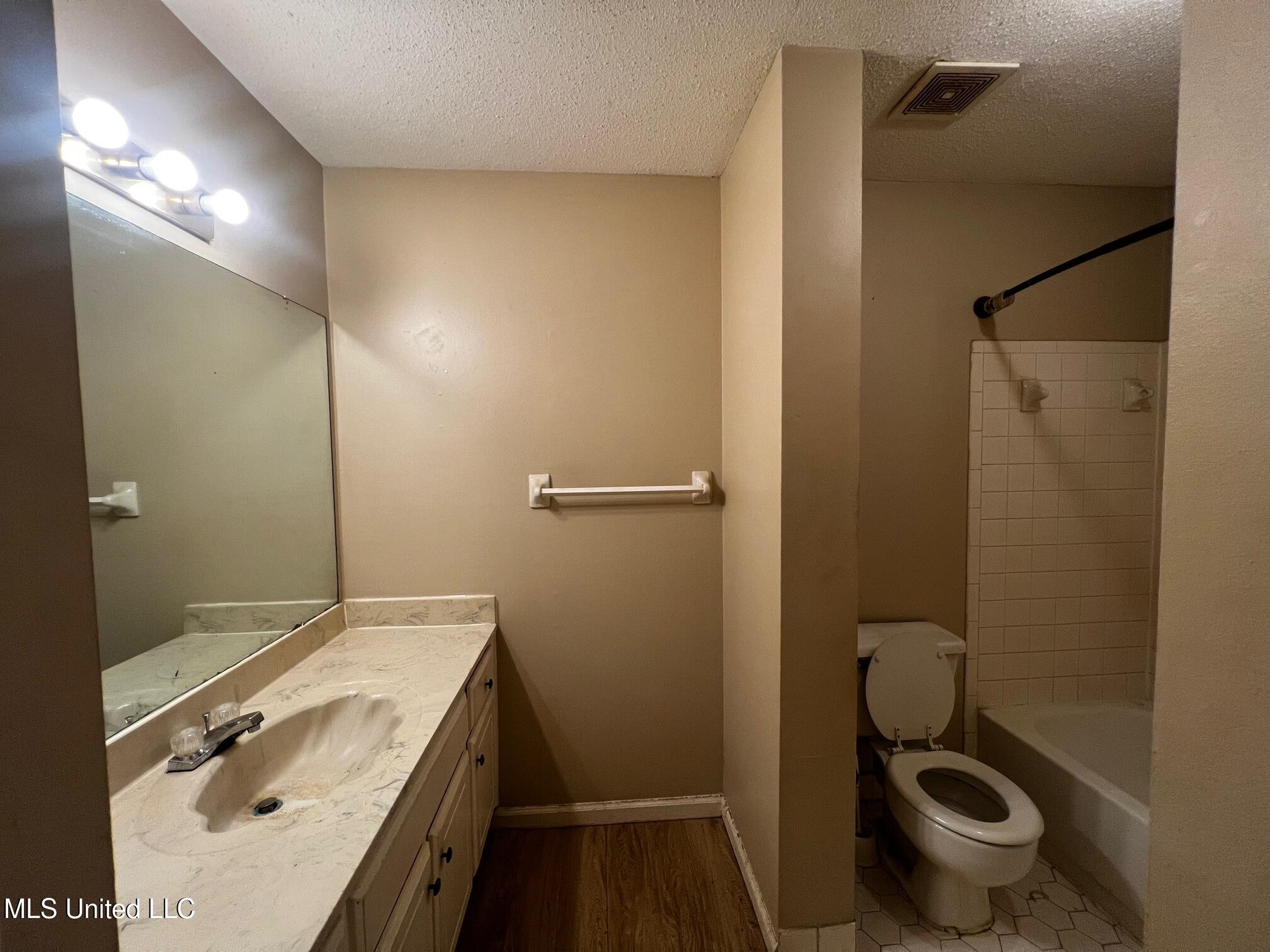 6915 Tobin Drive, Memphis, Tennessee image 7