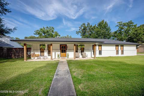 Homes For Sale - 112 Lynne Therese Circle<br/> Jackson County, Ocean Springs, MS 39564