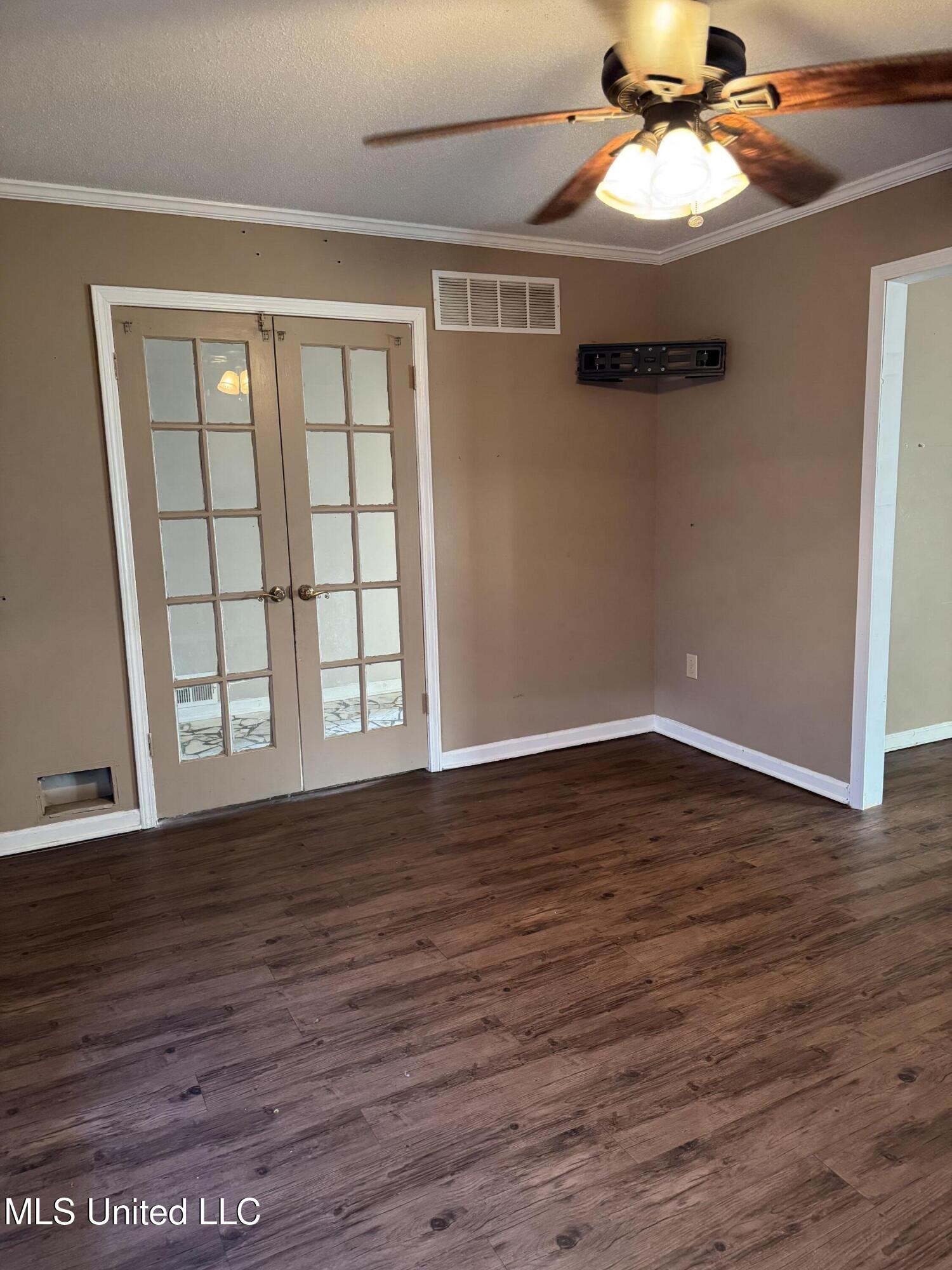 1748 George Place, Southaven, Mississippi image 7