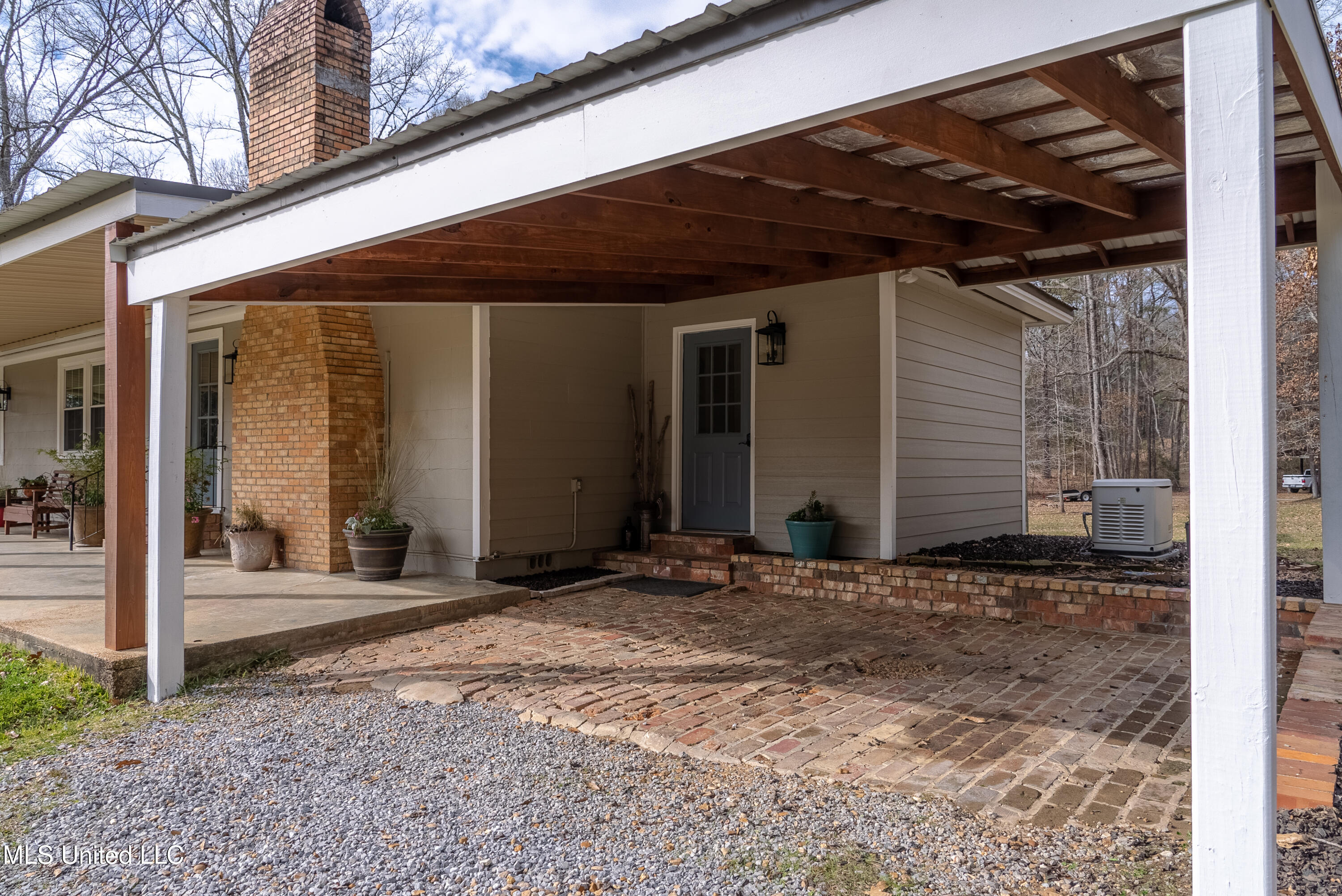3295 Sand Hill Road, Lexington, Mississippi image 2