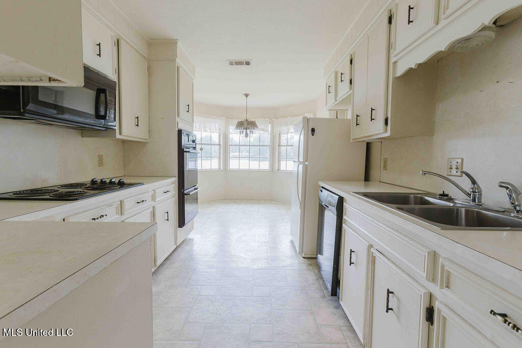 30 Stonegate Drive, Brandon, Mississippi image 14