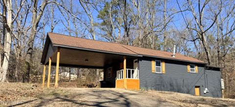 Homes For Sale - 1500 Snow Lake Drive<br/> Ashland, MS 38603