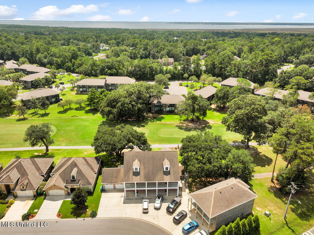 204FairwayVillas-2