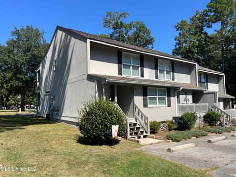 Townhouse For Sale - 291 Highpoint Drive<br/> Hancock County, Diamondhead, MS 39525