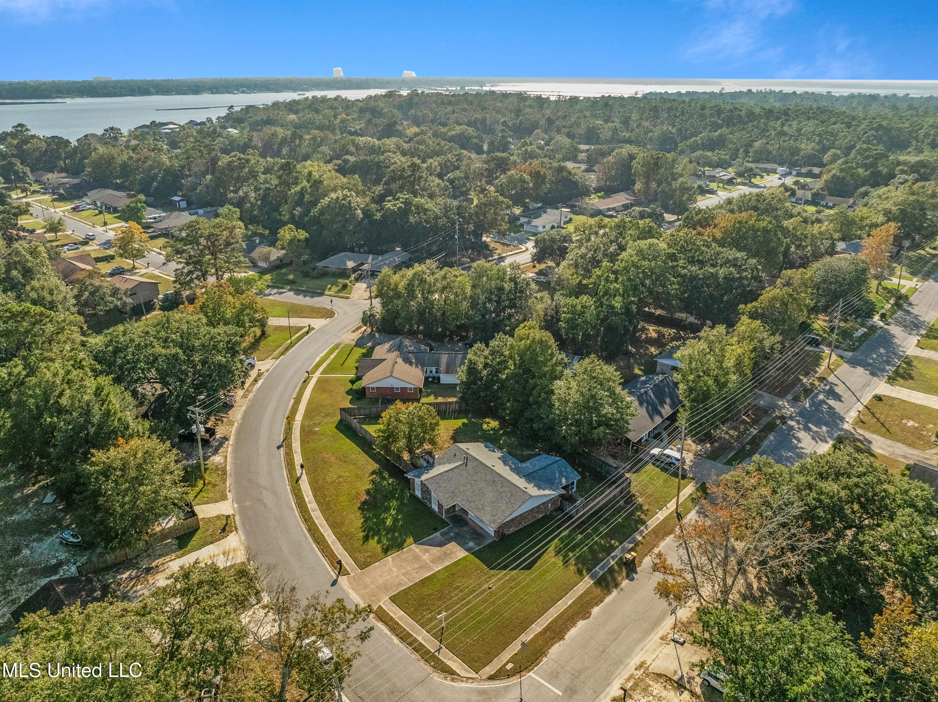 799 Holly Hills Drive, Biloxi, Mississippi image 27