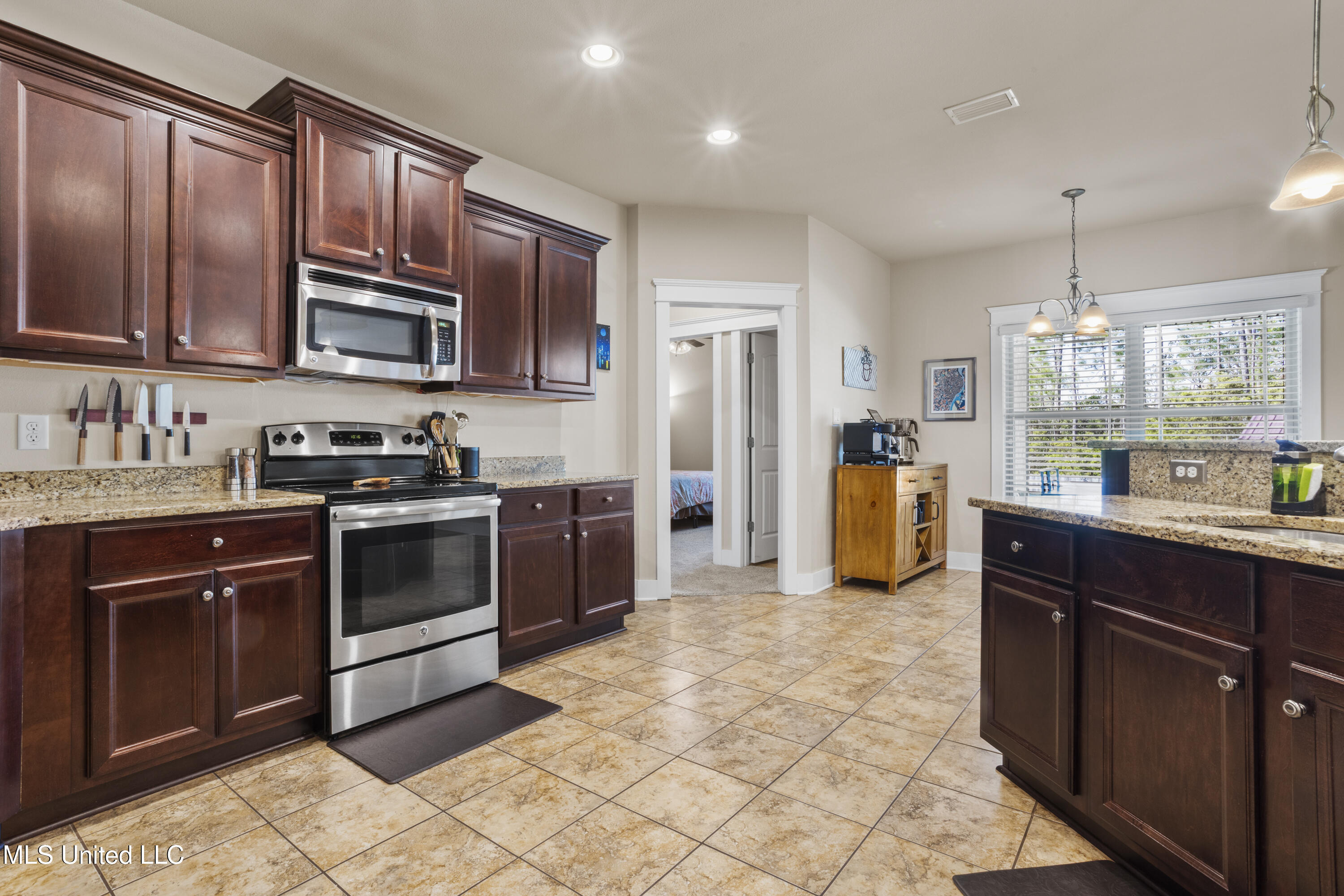 18249 Tulip Cove, Gulfport, Mississippi image 13