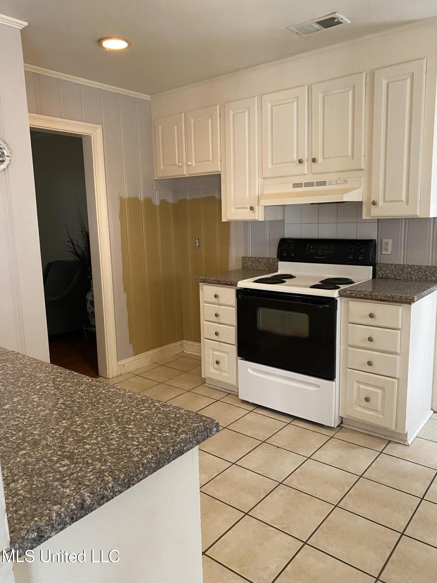 2905 Prince George Road, Hattiesburg, Mississippi image 9