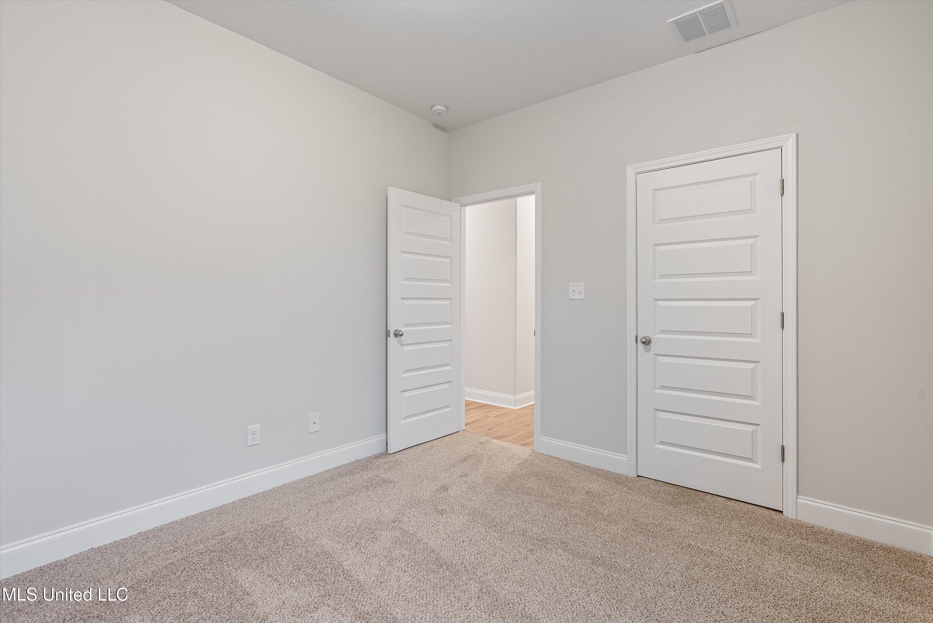 2406 Scott Meadows Lane, Hernando, Mississippi image 20