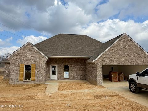 Homes For Sale - 362 Willow Way<br/> Canton, MS 39046