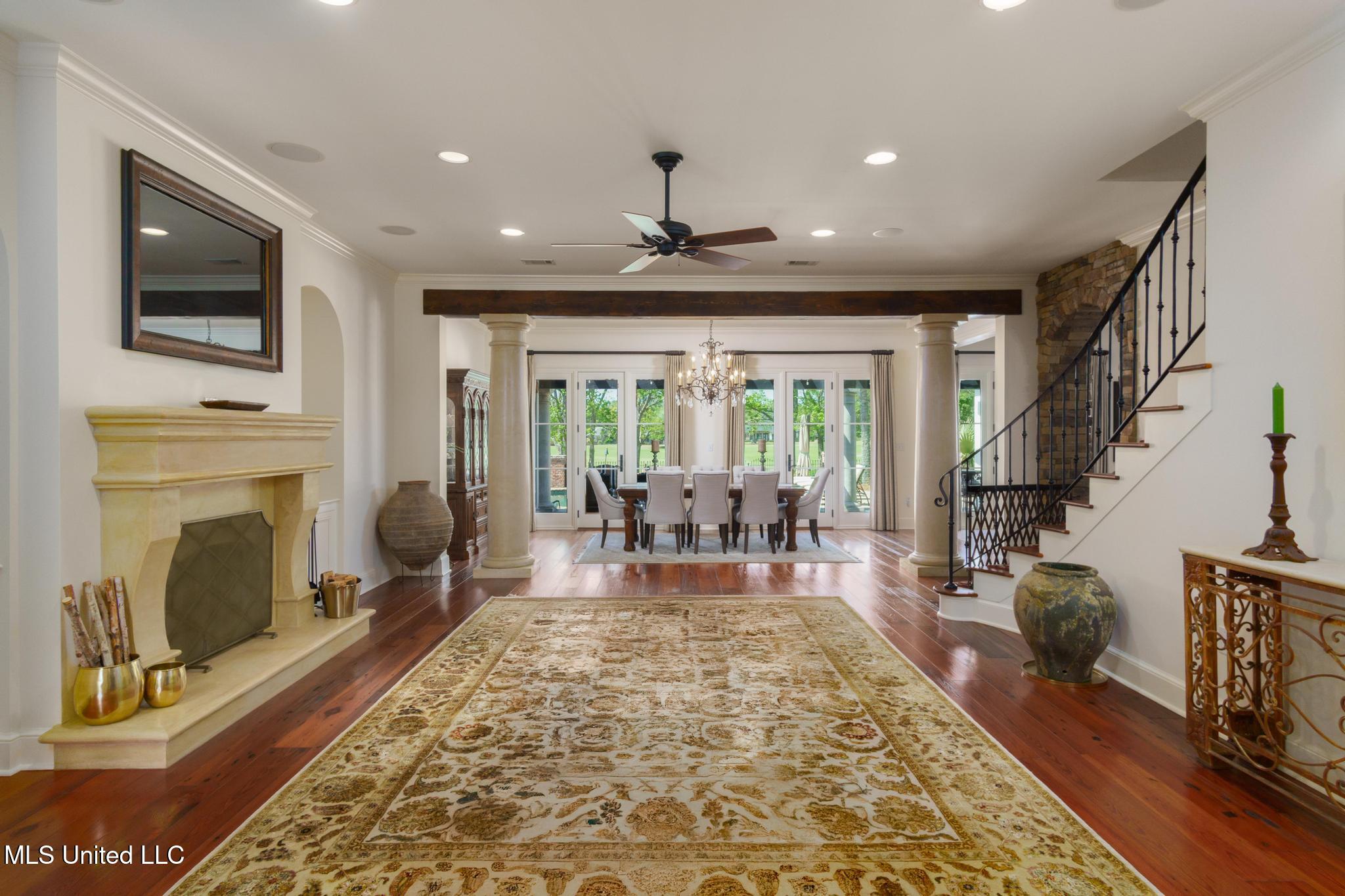 65 Pecan, Hattiesburg, Mississippi image 12