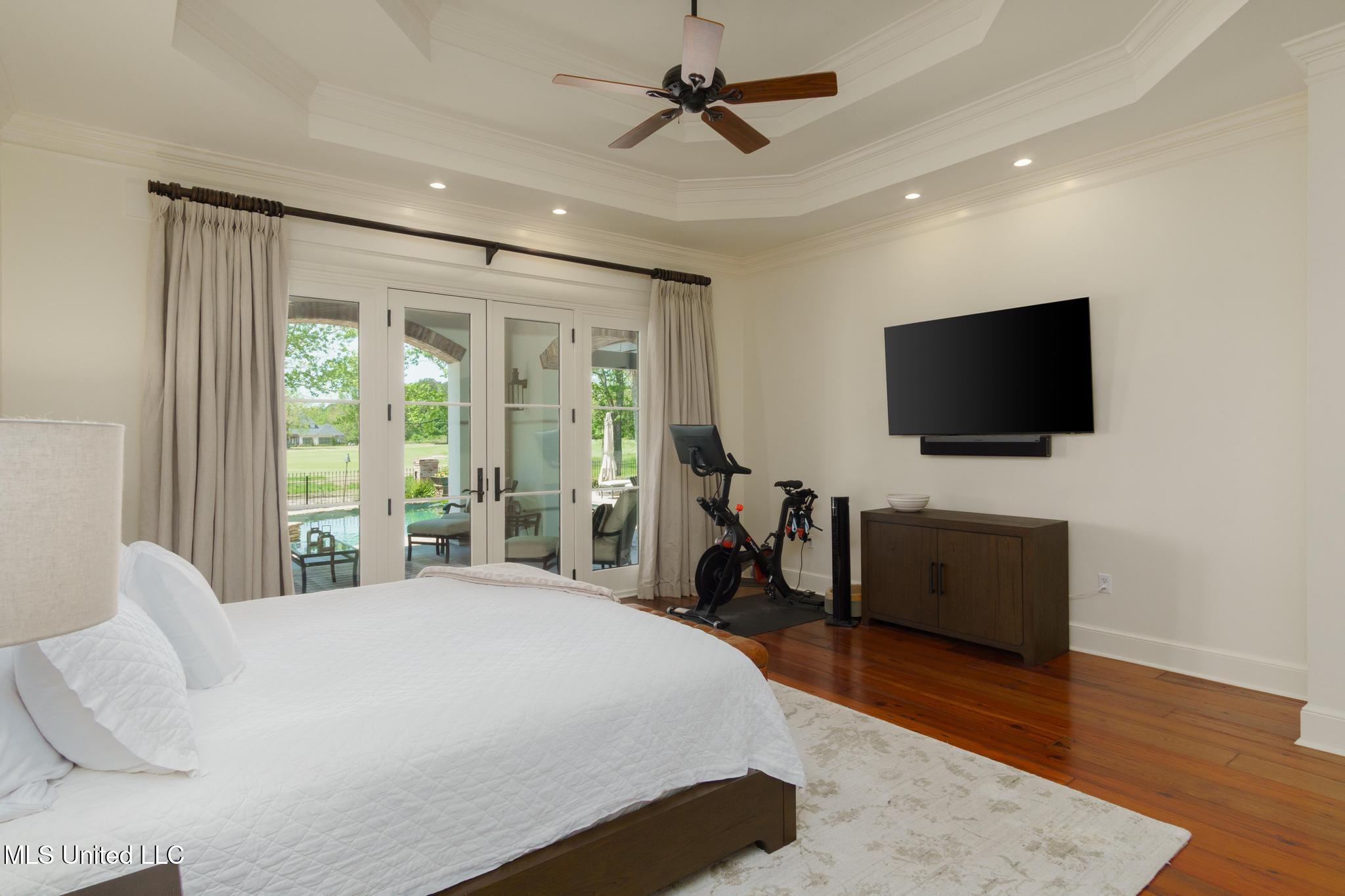 65 Pecan, Hattiesburg, Mississippi image 24