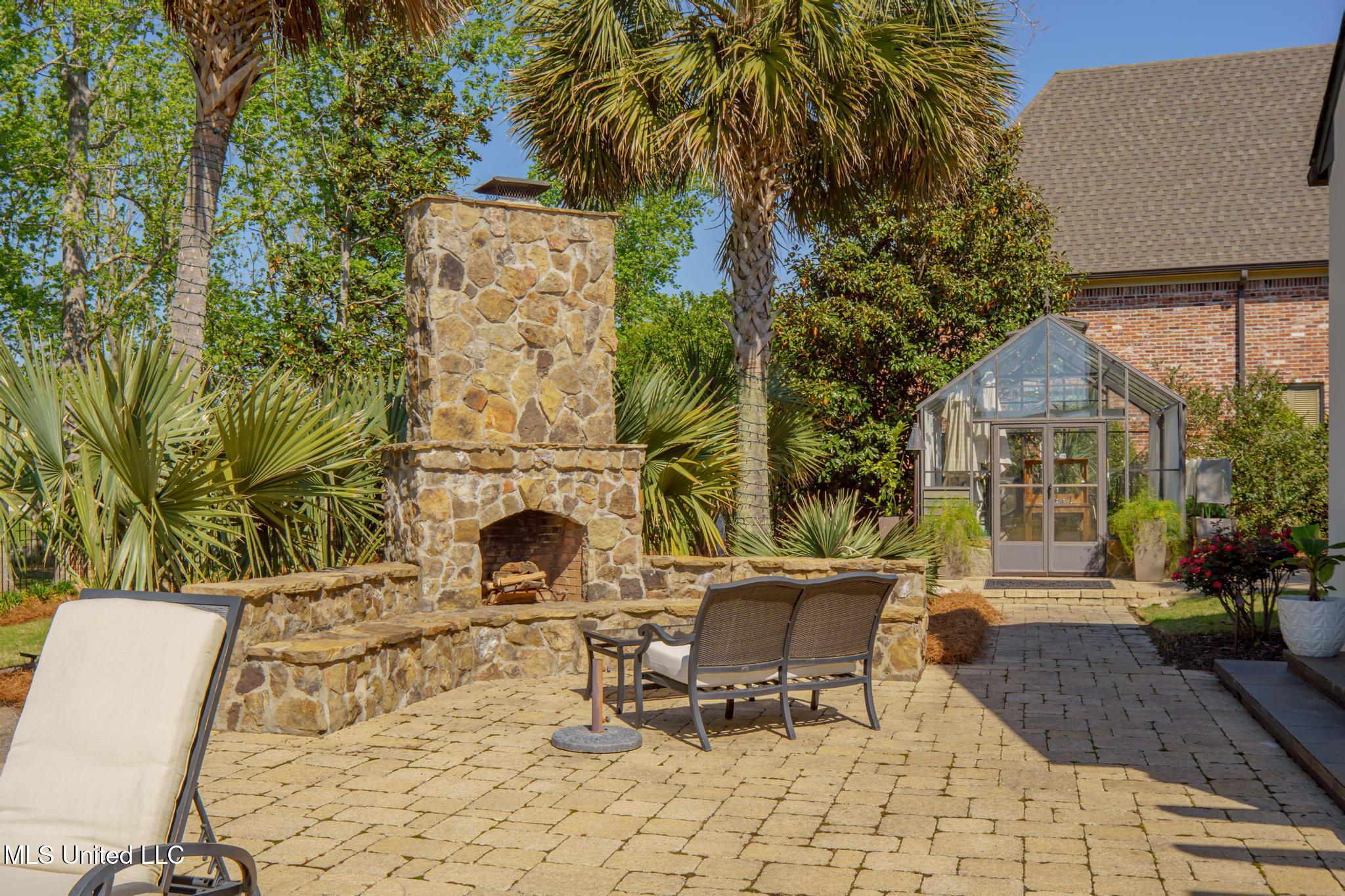 65 Pecan, Hattiesburg, Mississippi image 47