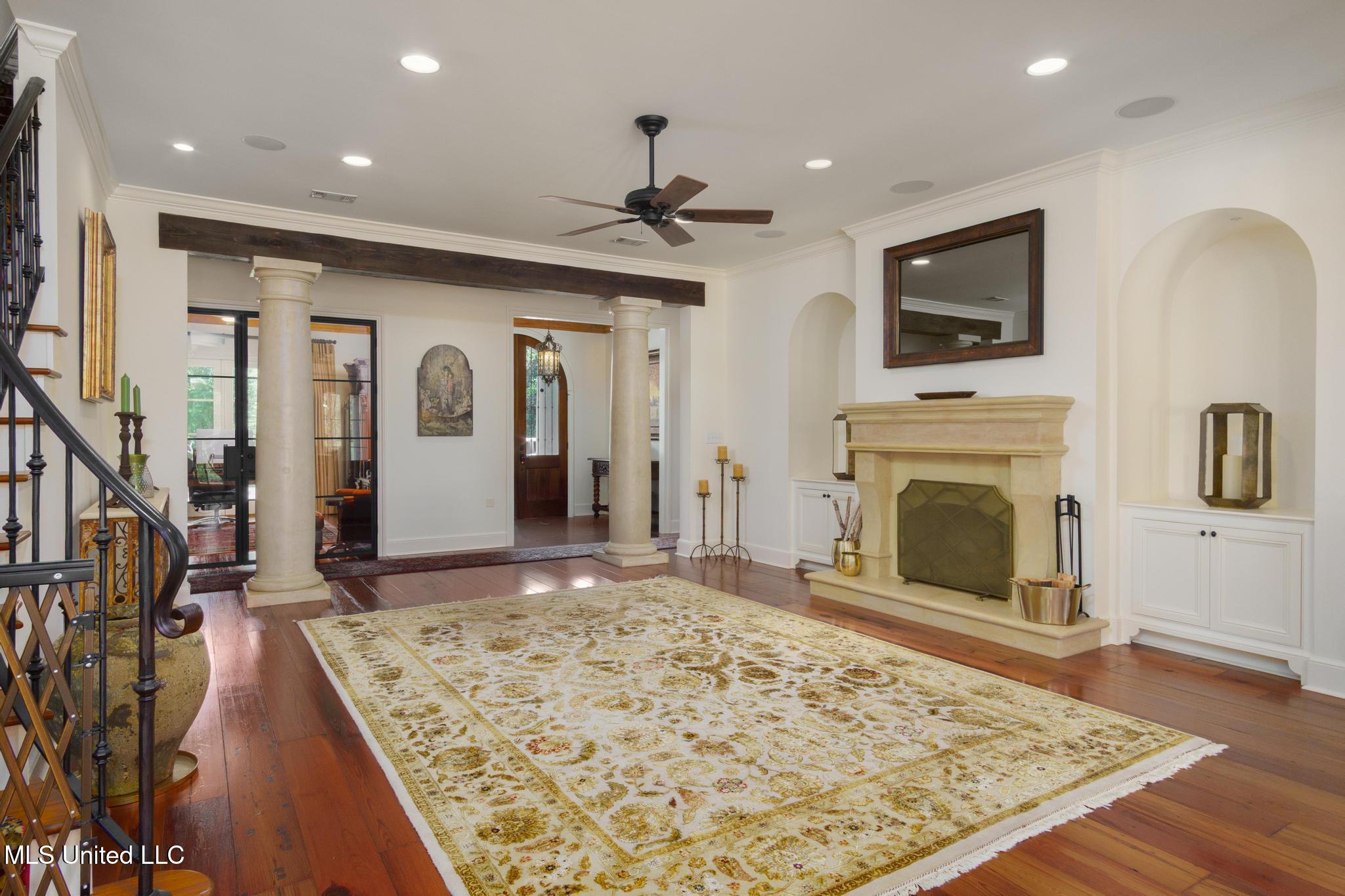 65 Pecan, Hattiesburg, Mississippi image 13